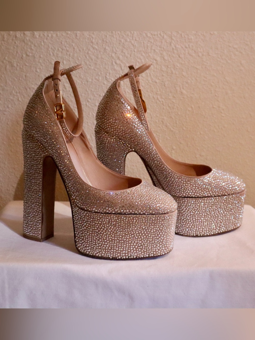 Valentino Garavani Crystal Embellishments Pumps in Neutrals/Silver, 36.5 | 6.5
